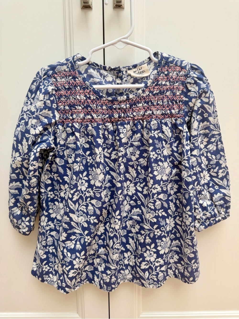 Mini Boden Girls 5-6Y Blue Floral Smocked Cotton Top Blouse